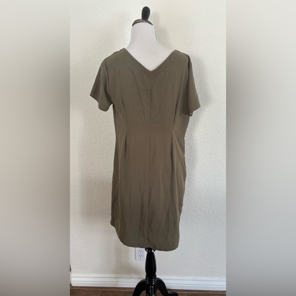 Apt. 9 Olive V-Neck Midi Dress with pockets - Picture 5 of 7